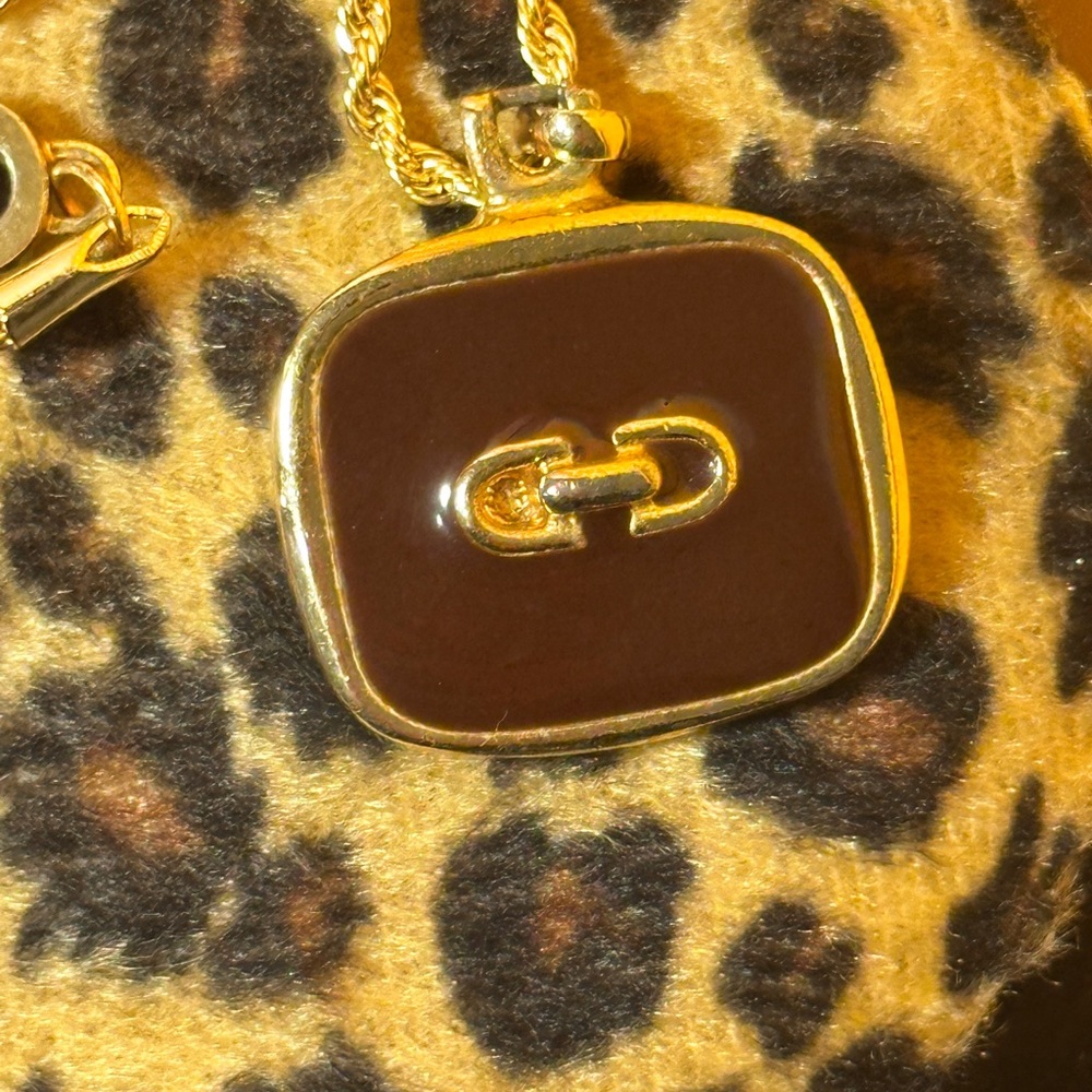 Dior Necklace CD pendant in a beautiful brown pastel - Picture 7 of 14